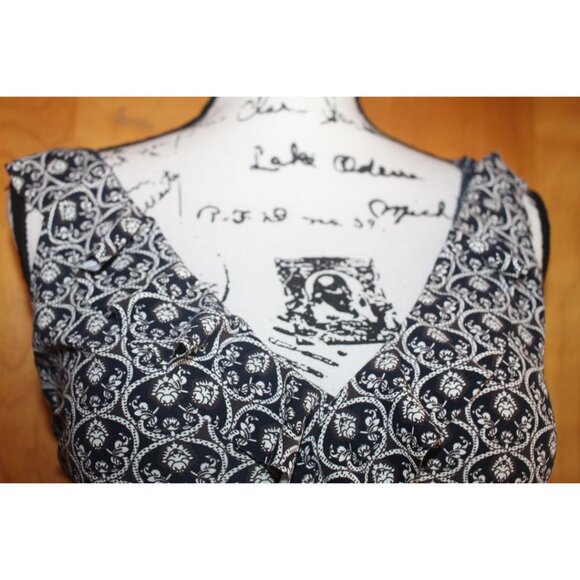 NipTuck One Piece Swimsuit Ruffled Neckline Navy Marine Size 8 - Picture 3 of 8